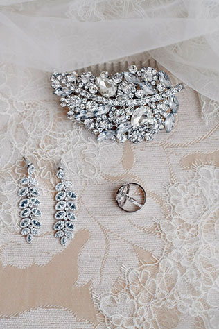 Свадьба Александра и Александры в итальянском стиле, украшения невесты