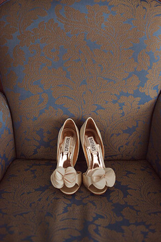 свадьба в пастельных тонах, туфли невесты