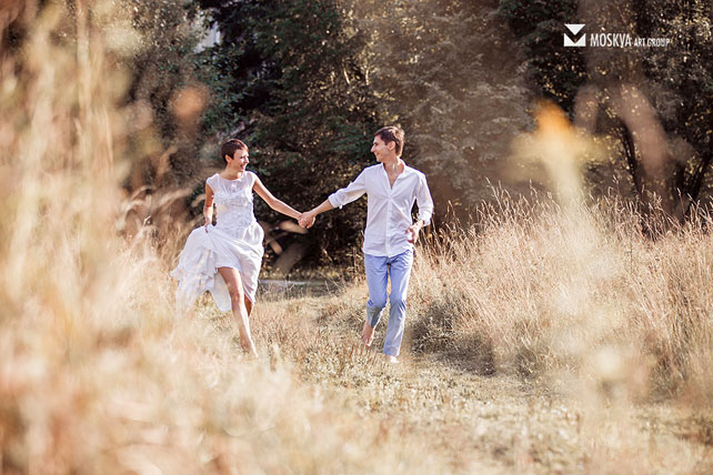 свадьба в разрушенной усадьбе, жених и невеста