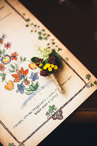 свадьба в русском стиле, бутоньерка жениха