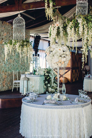 Свадьба в стиле Голливуд, декор зала, флористика, клетки