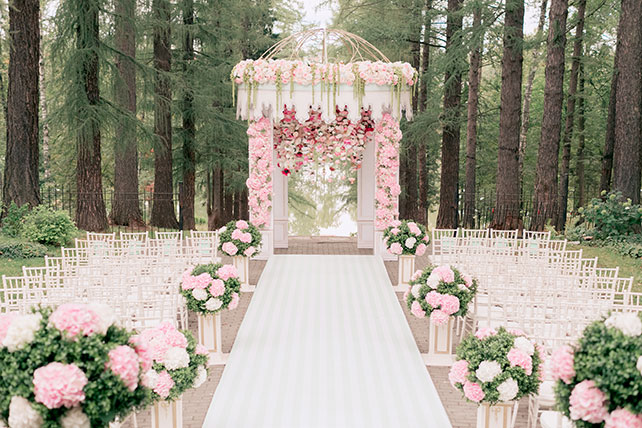 Свадьба в стиле французского кондитерского дома Ladurée, место церемонии