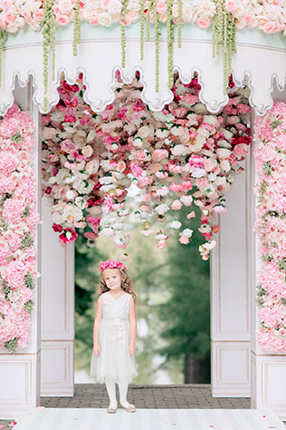 Свадьба в стиле французского кондитерского дома Ladurée, свадебная арка