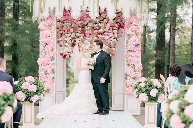 Свадьба в стиле французского кондитерского дома Ladurée, церемония