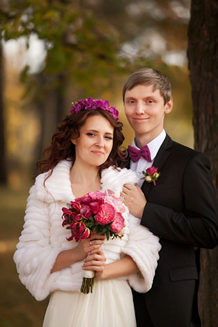 свадьба в стиле Оскар, фотосессия жениха и невесты в лесу