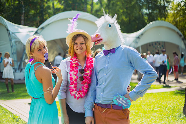 свадьба в стиле поп-арт, фотосессия гостей