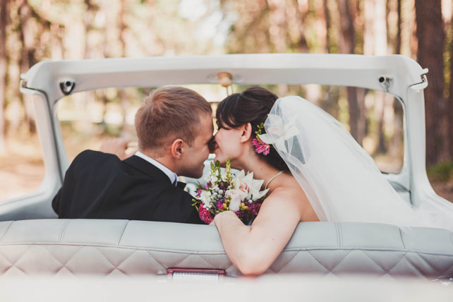 свадьба в стиле прованс, жених и невеста