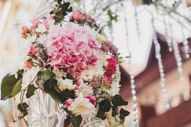 свадьба в стиле прованс, арка с живыми цветами