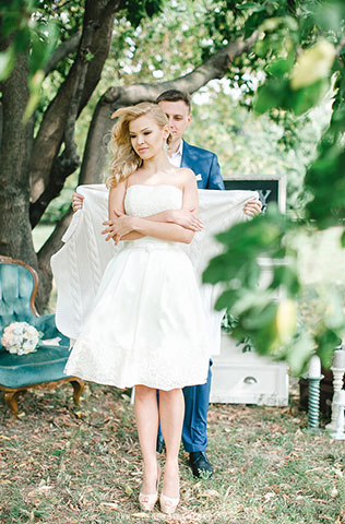 свадьба в стиле путешествия, жених и невеста