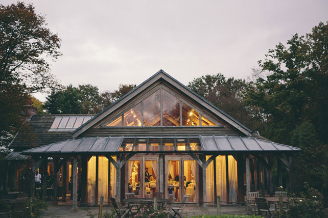 Свадьба в стиле ретро-рок, место торжества