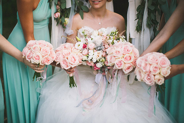 солнечная, букеты невесты и подружек невесты 