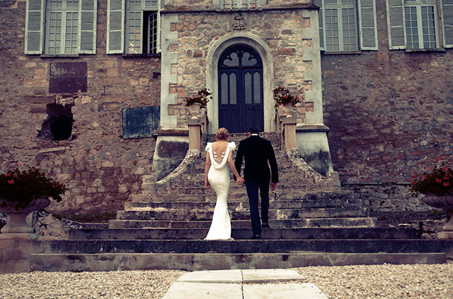 свадьба в замке Франции, жених и невеста