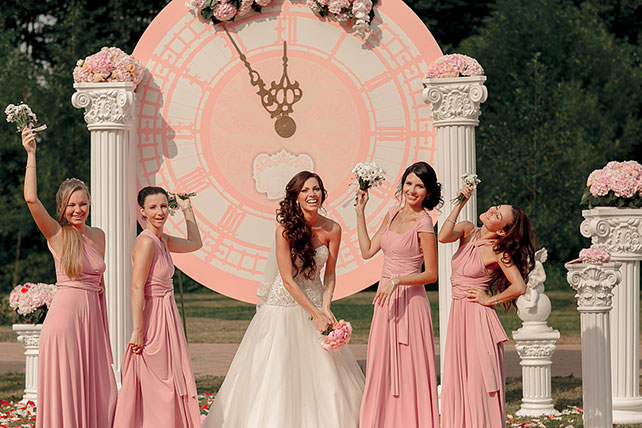 Свадьба по мотивам сказки «Золушка», невеста с подружками