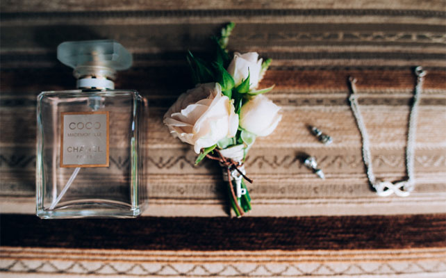 свадьба в бирюзовом цвете, аксессуары жениха и невесты