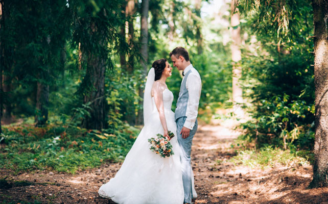 свадьба в бирюзовом цвете, жених и невеста