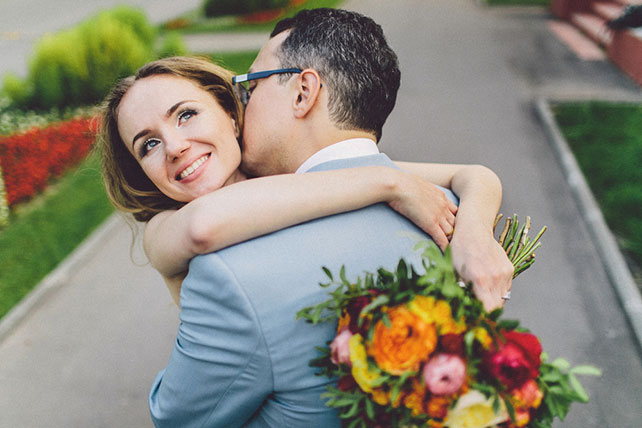 Свадебный завтрак, жених и невеста