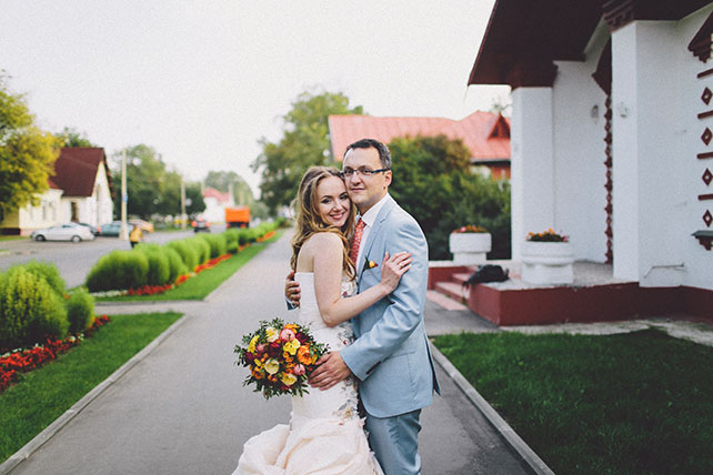 Свадебный завтрак, жених и невеста