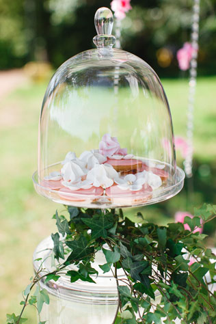 Таинственный лес, ваза со сладким