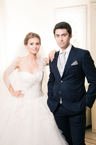 Телевизионная свадьба, встреча жениха и невесты