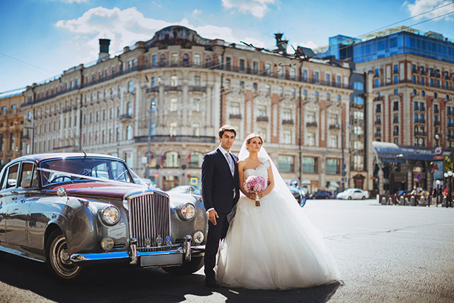 Телевизионная свадьба, на городских улицах