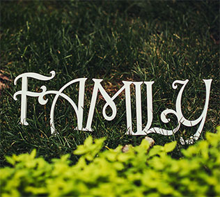 Телевизионная свадьба, надпись