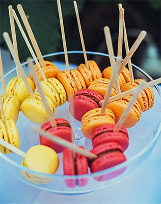 Телевизионная свадьба, сладкий стол