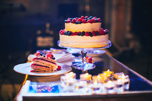 Телевизионная свадьба, свадебный торт