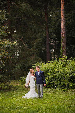 трогательная свадьба, жених и невеста