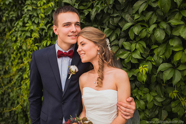 трогательная свадьба, жених и невеста