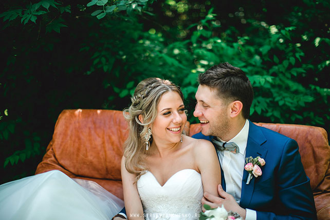 нежная свадьба в усадьбе, фотосессия жениха и невесты