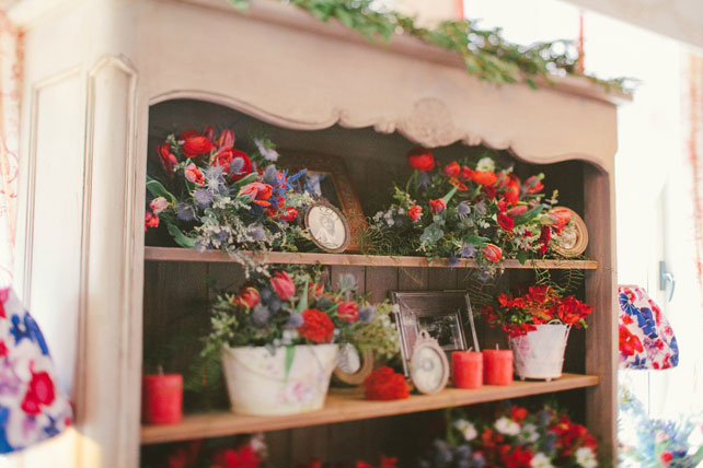 Уютная цветочная свадьба, декор свадьбы цветами