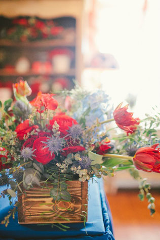 Уютная цветочная свадьба, цветы в декоре