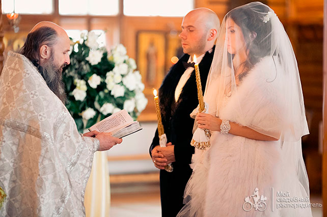 свадьба в стиле Коко Шанель, венчание