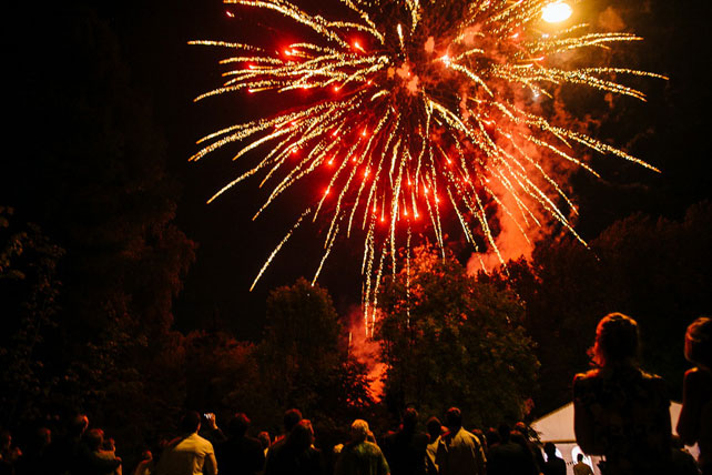 Вечная глубина чувств, морской стиль, свадебный салют