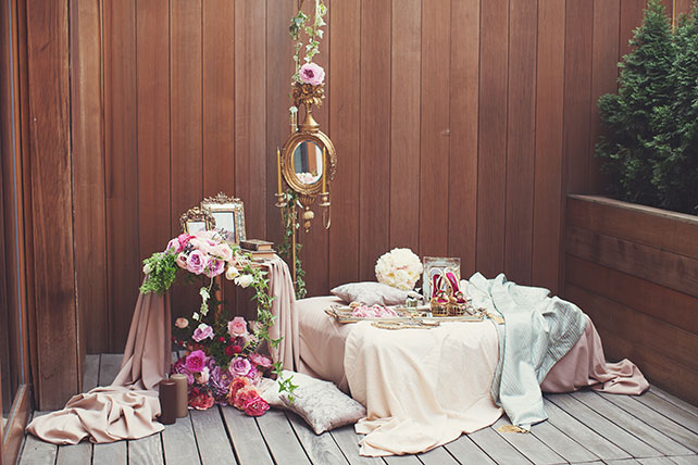 Ужин после венчания в стиле Dolce&Gabbana, декор комнаты невесты