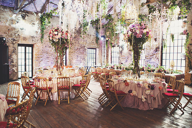 Ужин после венчания в стиле Dolce&Gabbana, декор свадьбы от Юлии Шакировой, декор зала