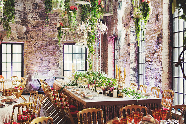 Ужин после венчания в стиле Dolce&Gabbana, декор свадьбы от Юлии Шакировой, декор зала