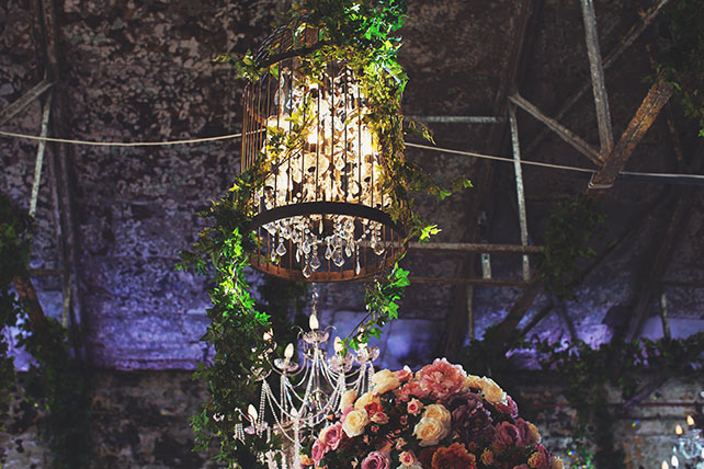 Ужин после венчания в стиле Dolce&Gabbana, декор свадьбы от Юлии Шакировой, декор зала, клетка в декоре