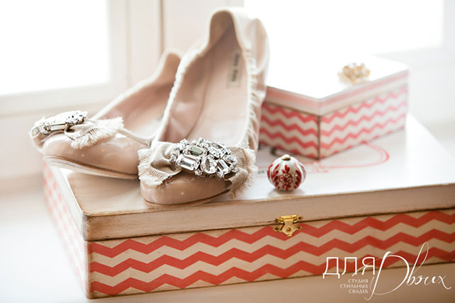 свадьба в Черногории, туфли невесты