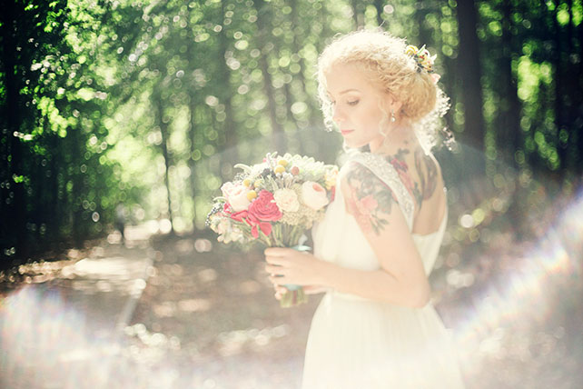 Винтажная свадьба в стиле путешествия, образ невесты