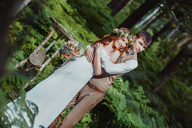 волшебная свадьба среди папоротников, жених и невеста