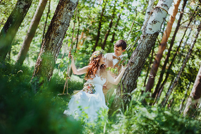 волшебная свадьба среди папоротников, жених и невеста