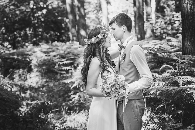 волшебная свадьба среди папоротников, жених и невеста