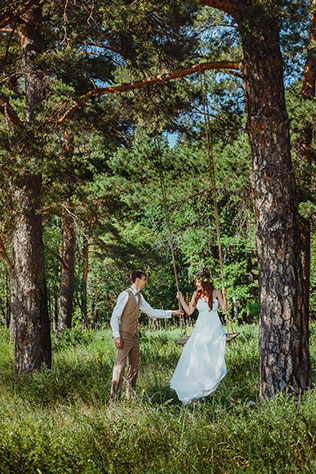 волшебная свадьба среди папоротников, жених и невеста