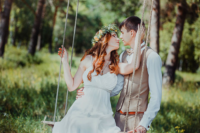 волшебная свадьба среди папоротников, жених и невеста