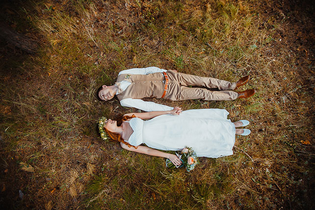 волшебная свадьба среди папоротников, жених и невеста