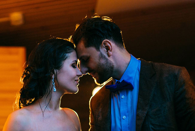 Воздушная свадьба, жених и невеста