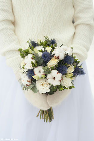 зимняя выездная регистрация, букет невесты из хлопка