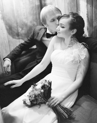 Поцелуй мужа и жены