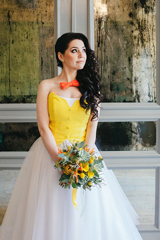 яркая свадьба с совами, образ невесты